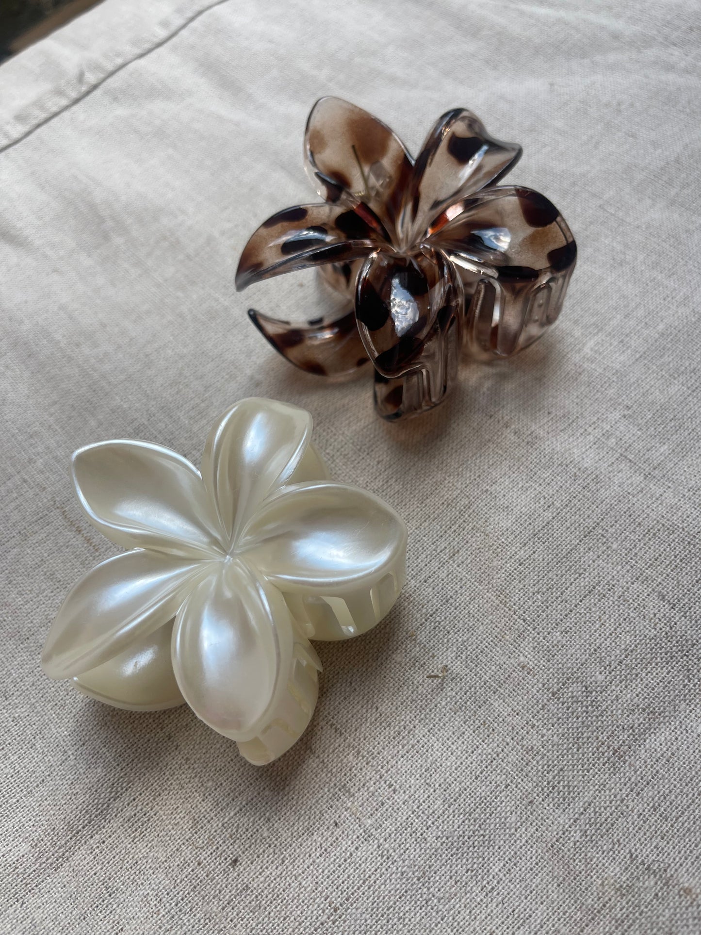 Aloha Clip Pearl