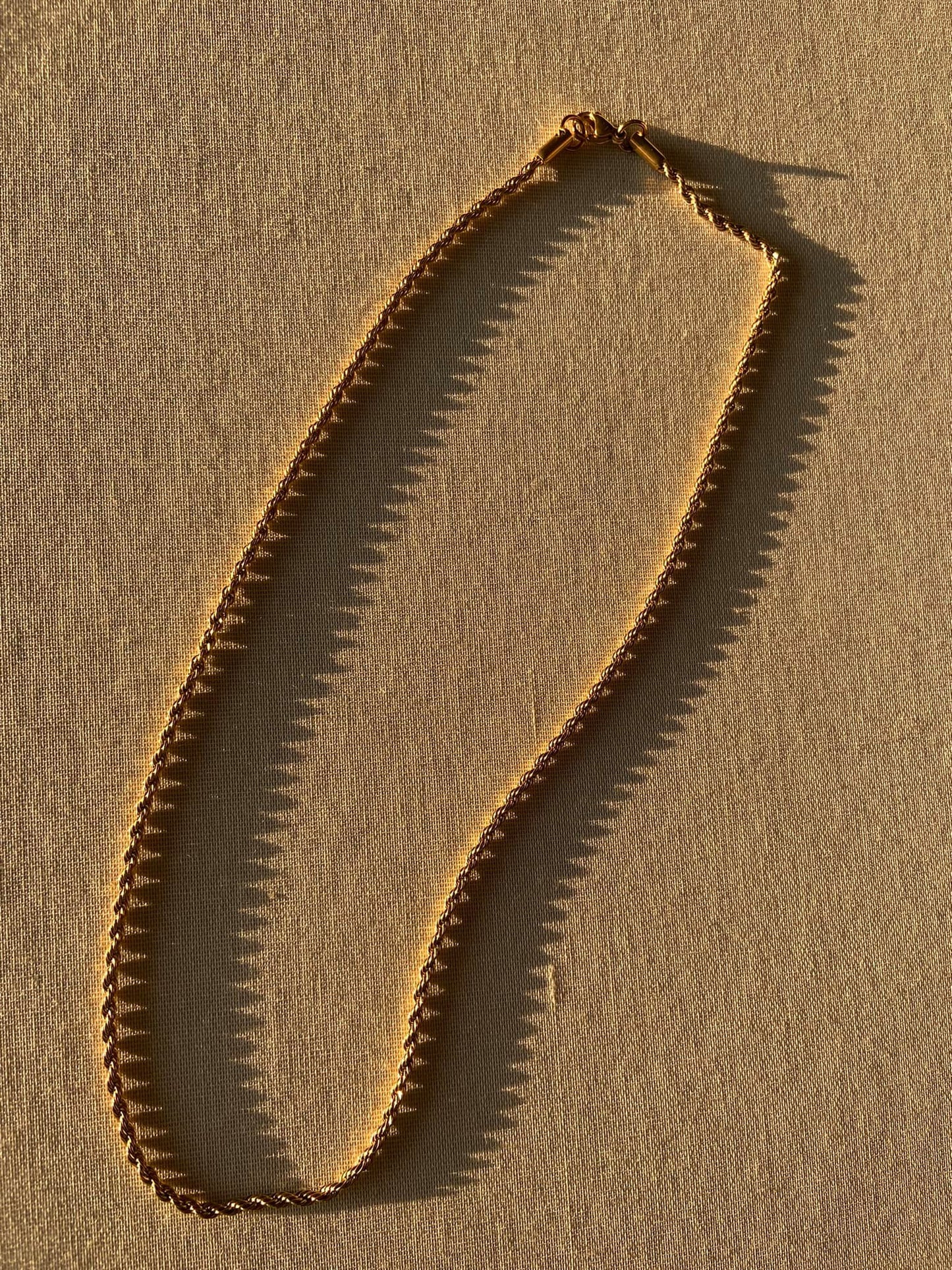 Twisted Chain Gold