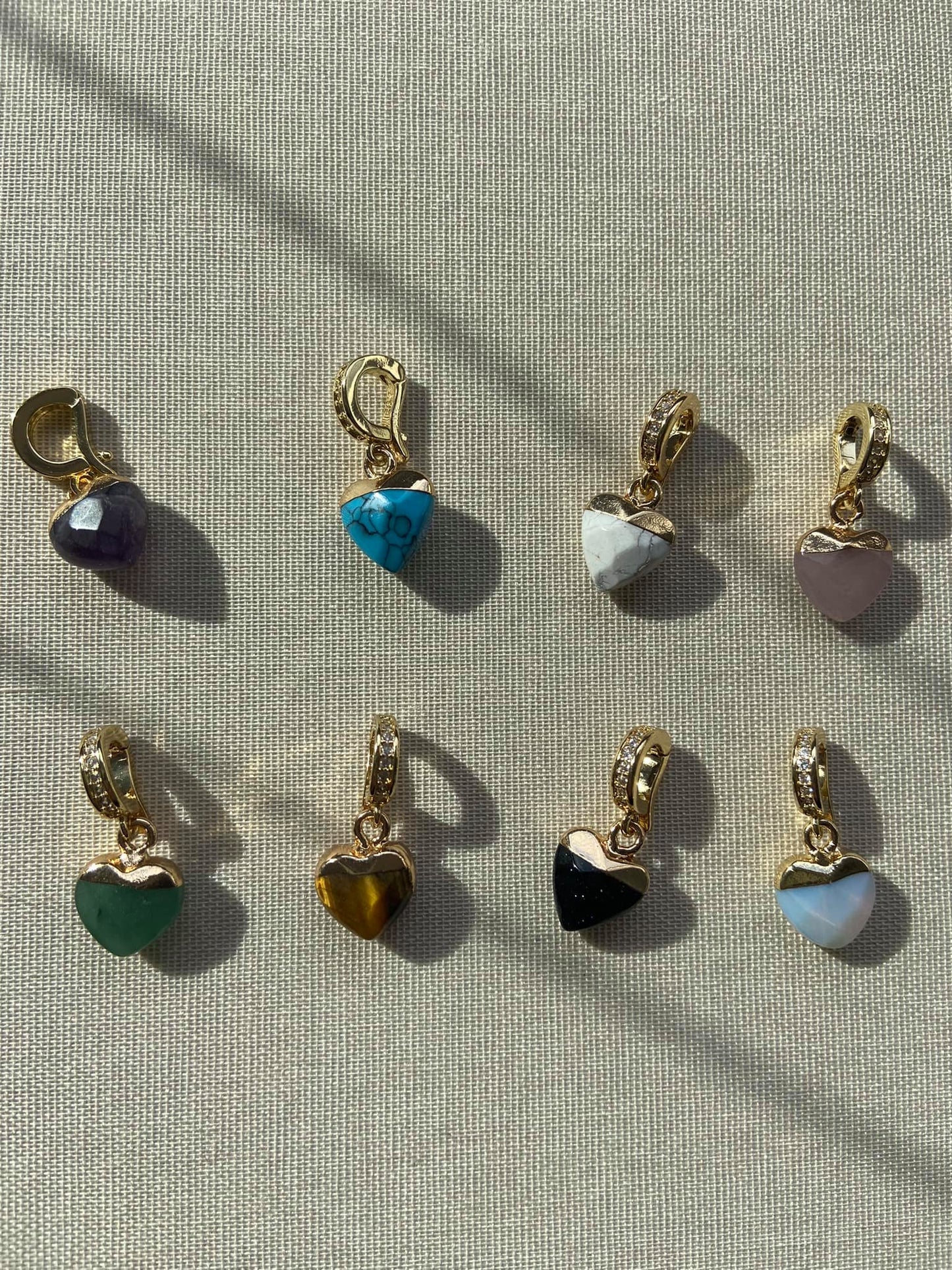 Herz Charm Tiger Eye