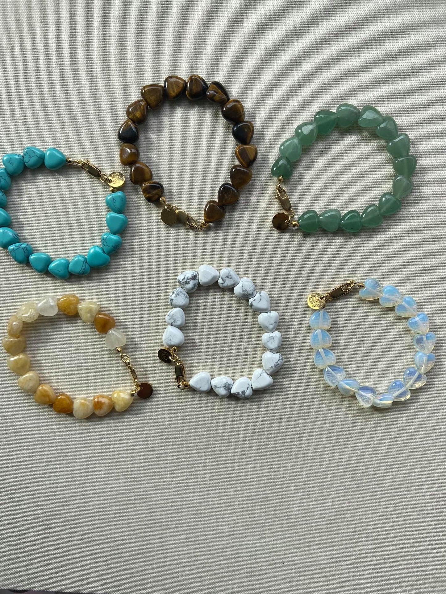 Howlith Armband