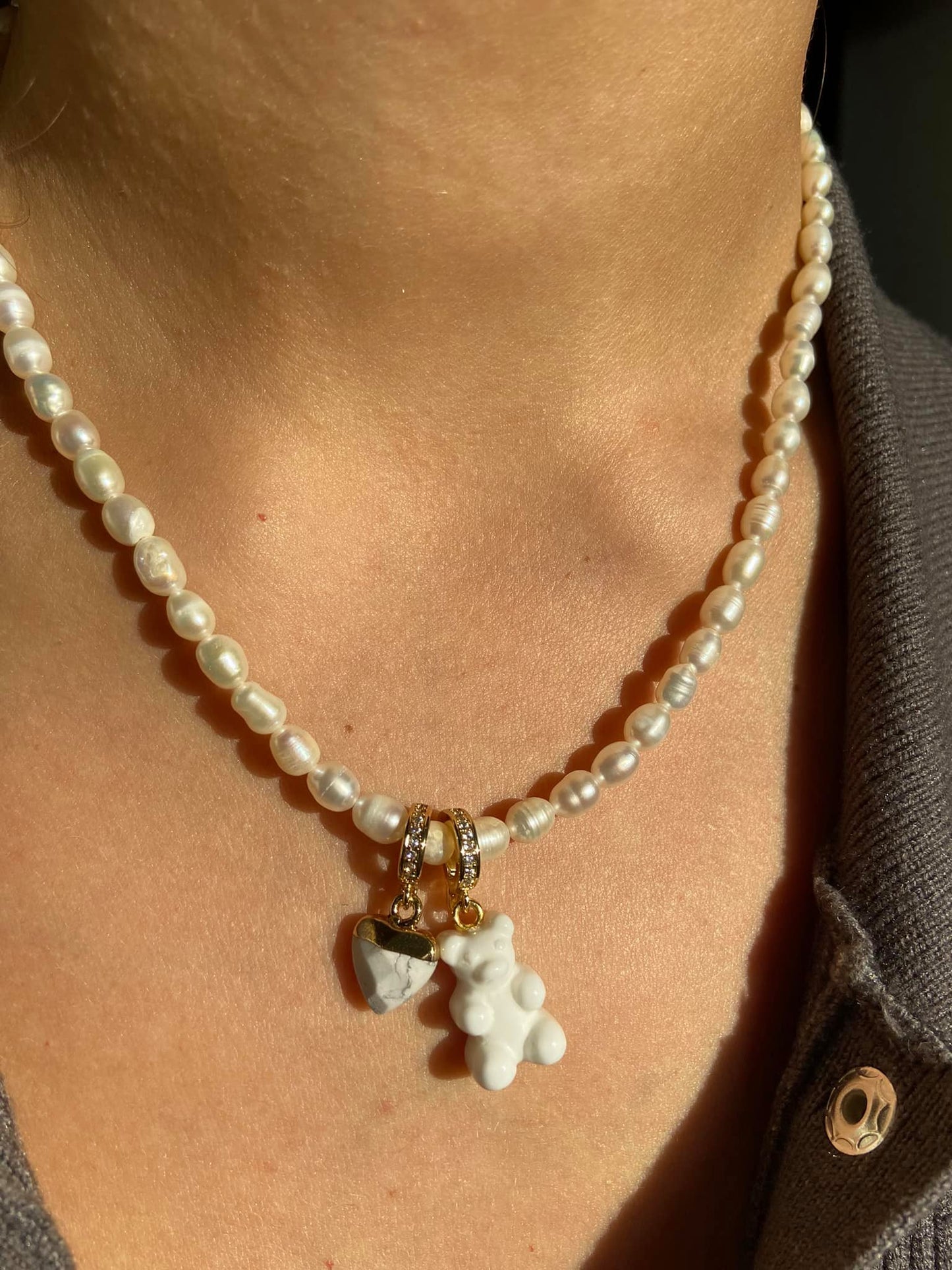 Herz Charm Howlith