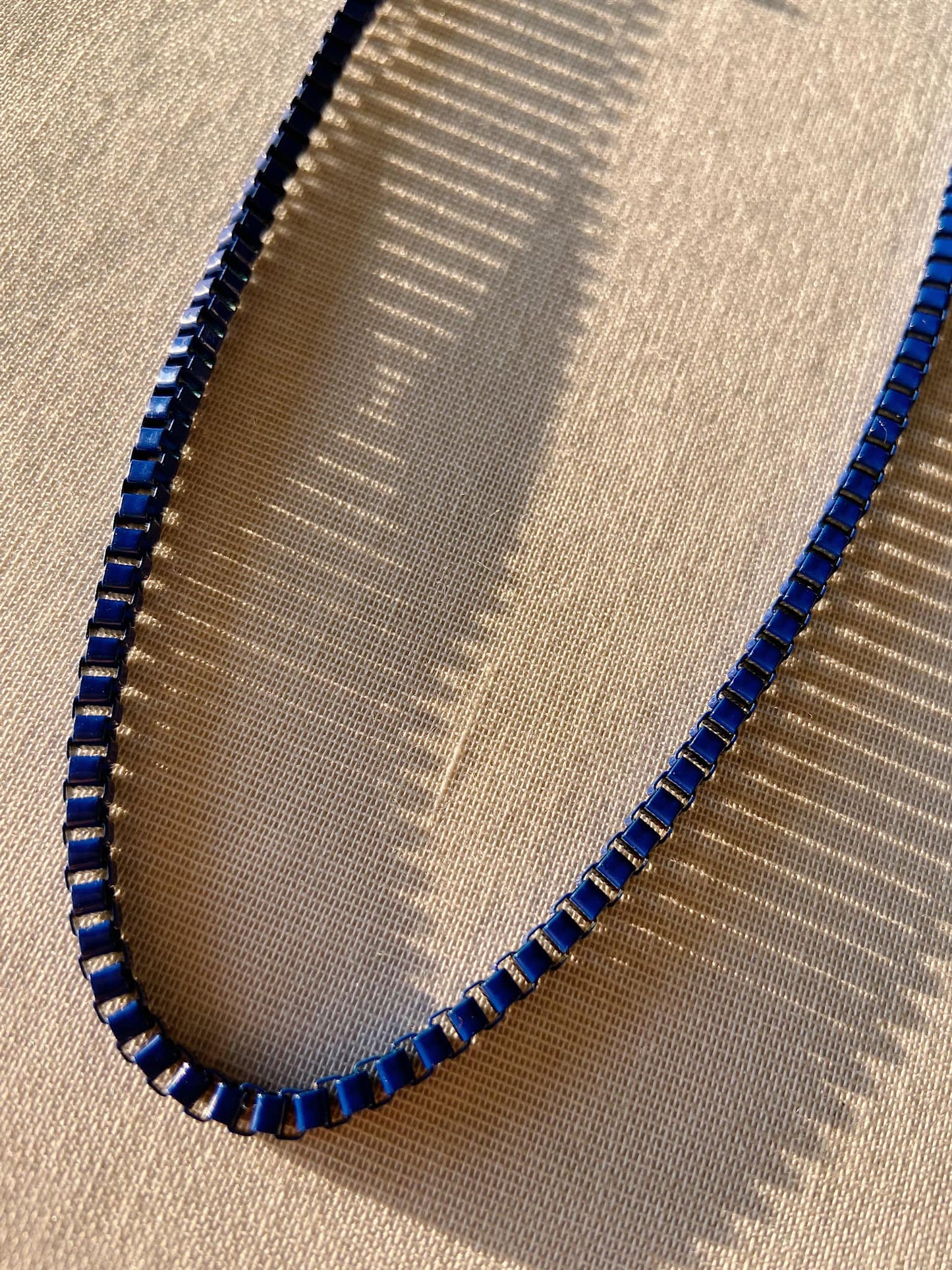 SALE Happy Chain Blau