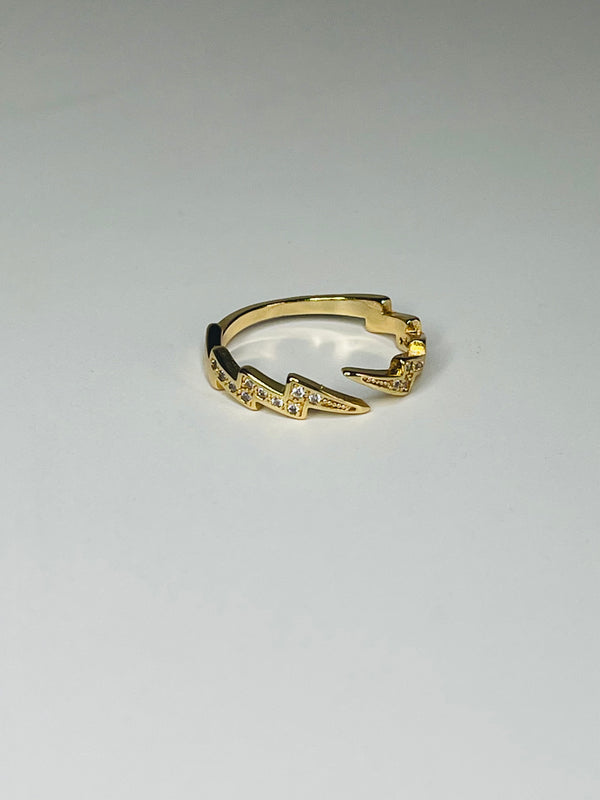 Stormy Ring Gold